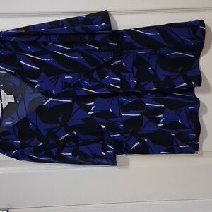 Liz Claiborne Blue and Black Blouse